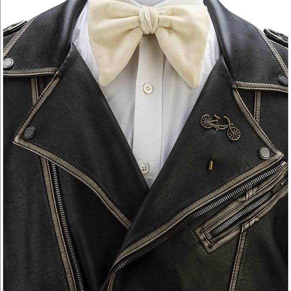 Lapel Pin For Men - Picture 2 of 3